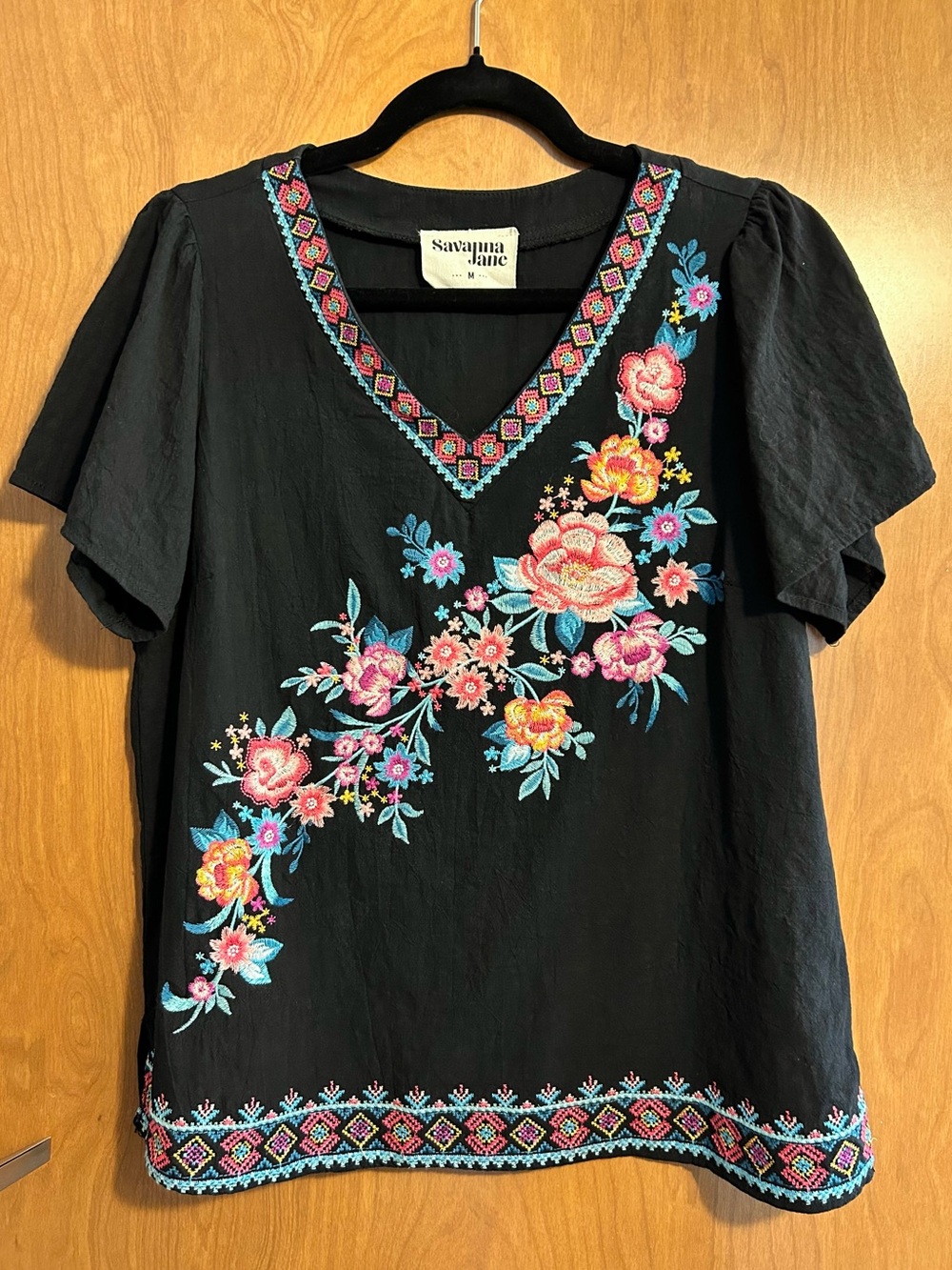 Savanna Jane Short Sleeve Embroidered Floral Top Black Pink Turquoise - Size M
